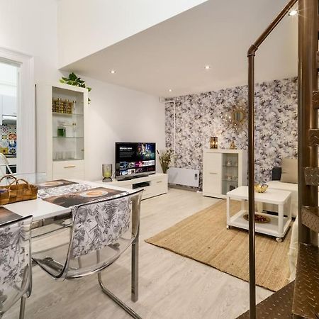 Ruin Bar-Loft Design Home Budapest Eksteriør bilde